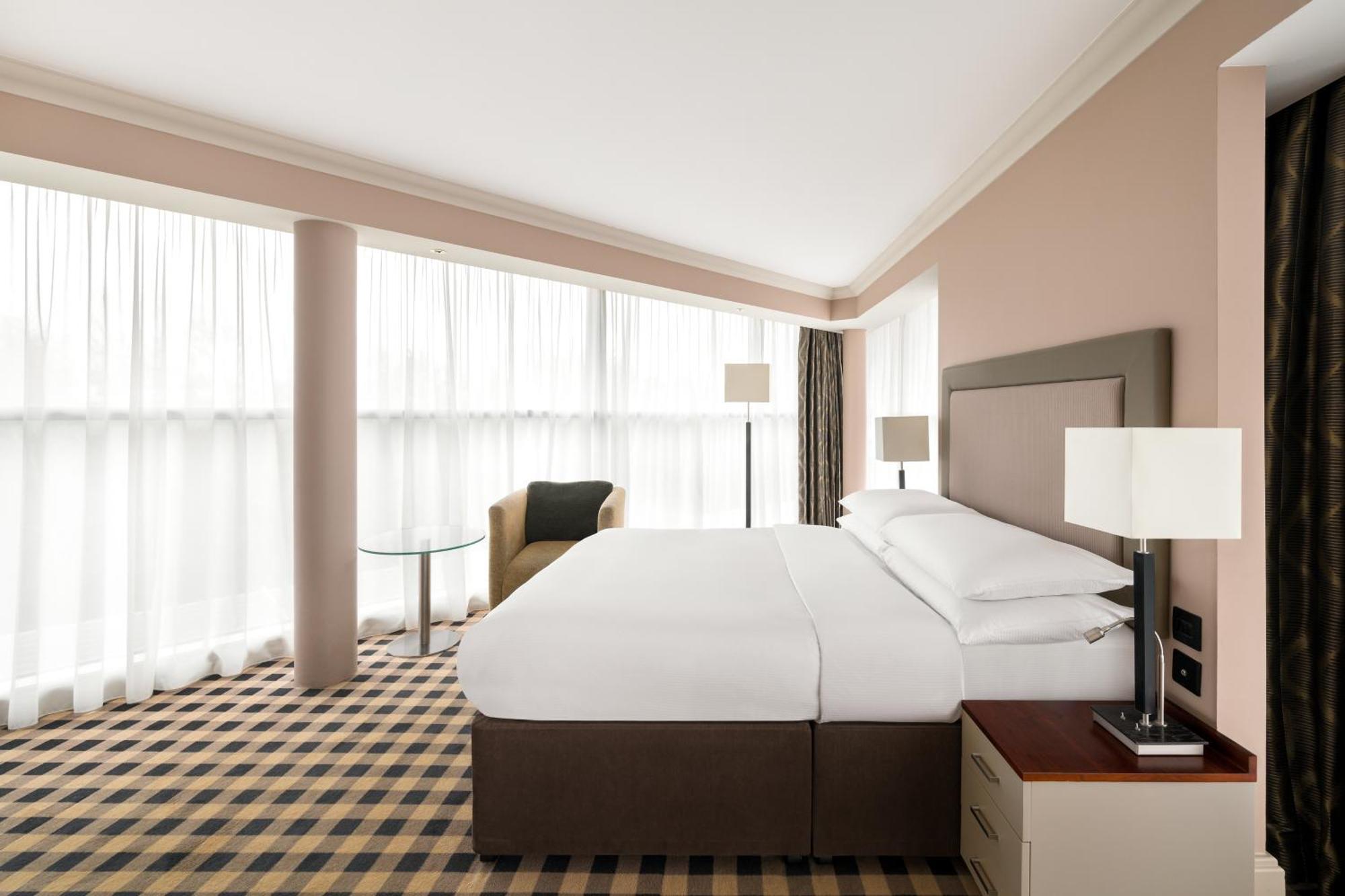 Doubletree By Hilton Hotel Newcastle International Airport Εξωτερικό φωτογραφία