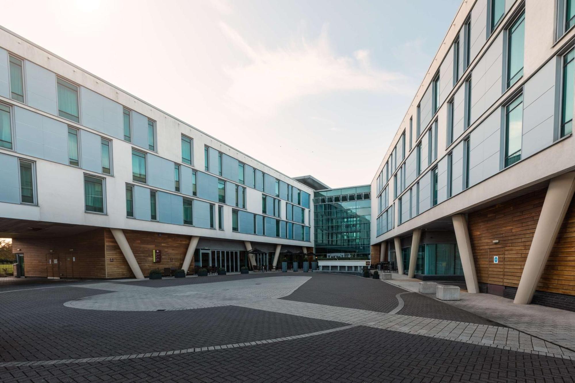 Doubletree By Hilton Hotel Newcastle International Airport Εξωτερικό φωτογραφία