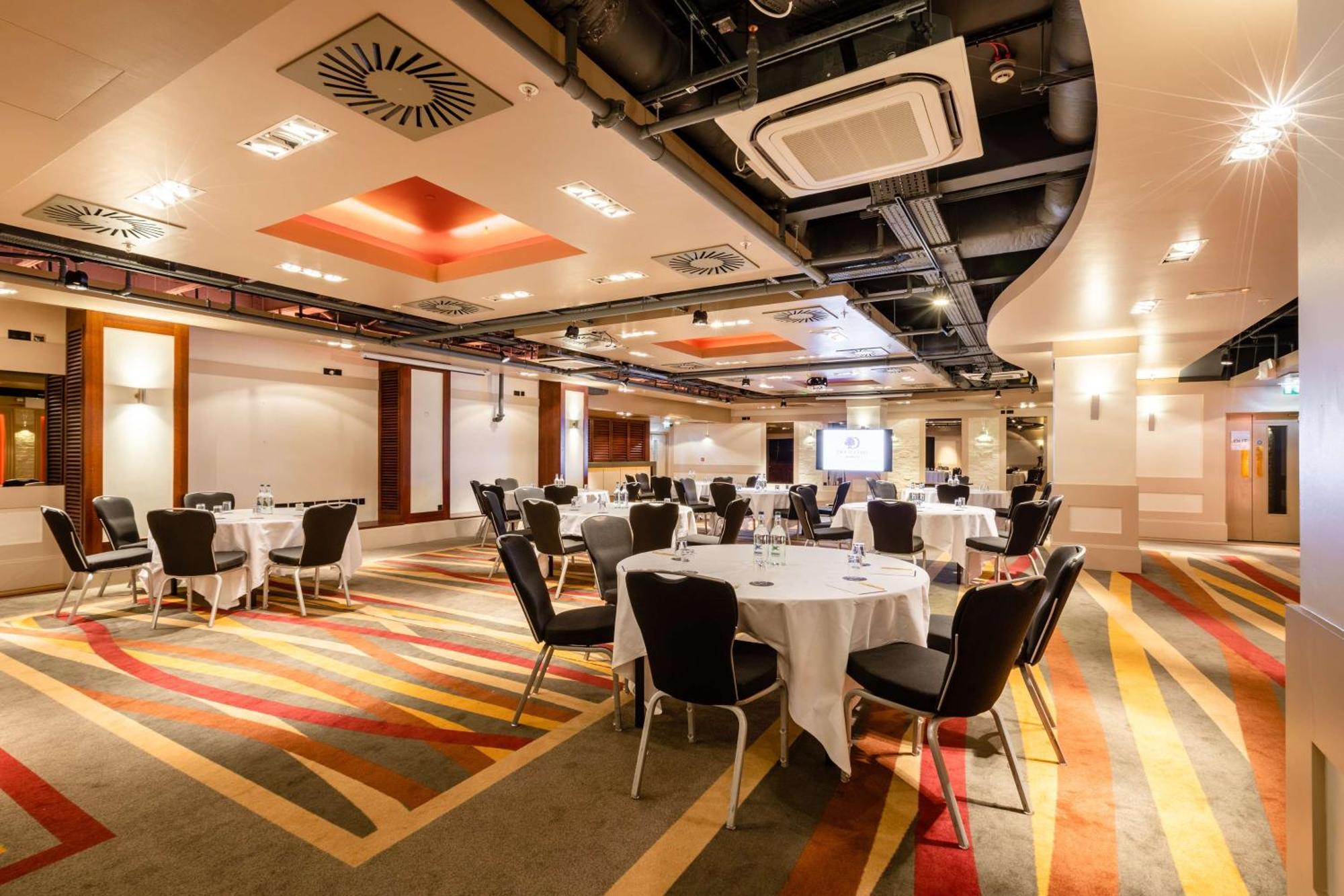 Doubletree By Hilton Hotel Newcastle International Airport Εξωτερικό φωτογραφία